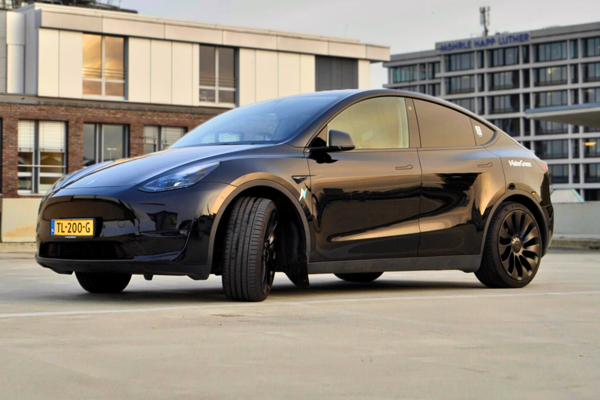 Full operational lease Tesla Model Y