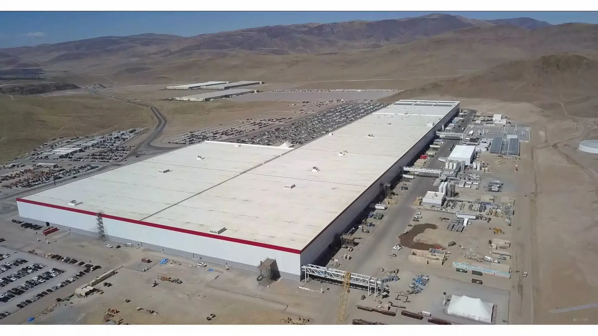 Mega factory Tesla